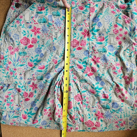 Duluth Trading Heirloom Gardening Floral Garden Print Short Overalls Shorts S - Picture 3 of 10